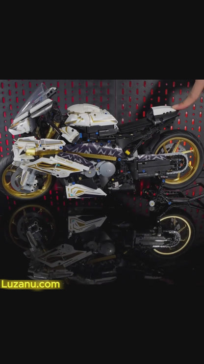 Metal Alloy Motorcycle Model – 2045-Piece Premium Build Kit